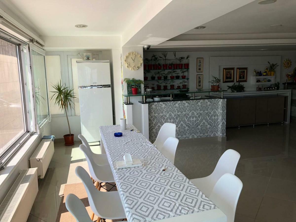 Ferienwohnung Ozana Apartament Constanţa Exterior foto